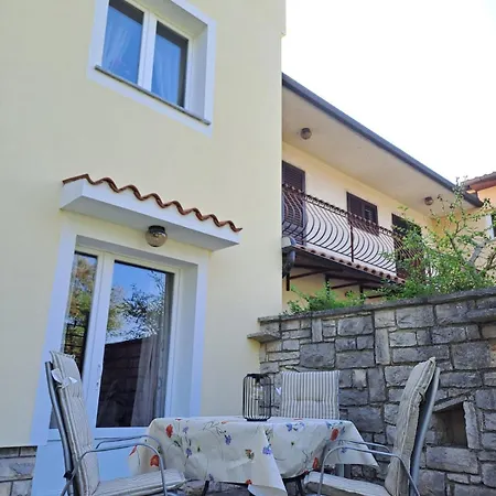Apartment Marija Murine